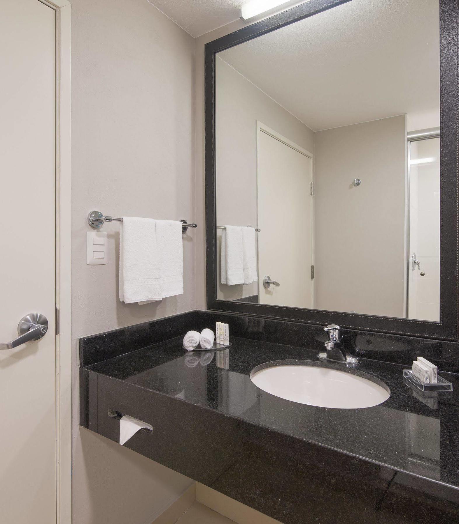 Fairfield Inn & Suites By Marriott Coatzacoalcos Extérieur photo